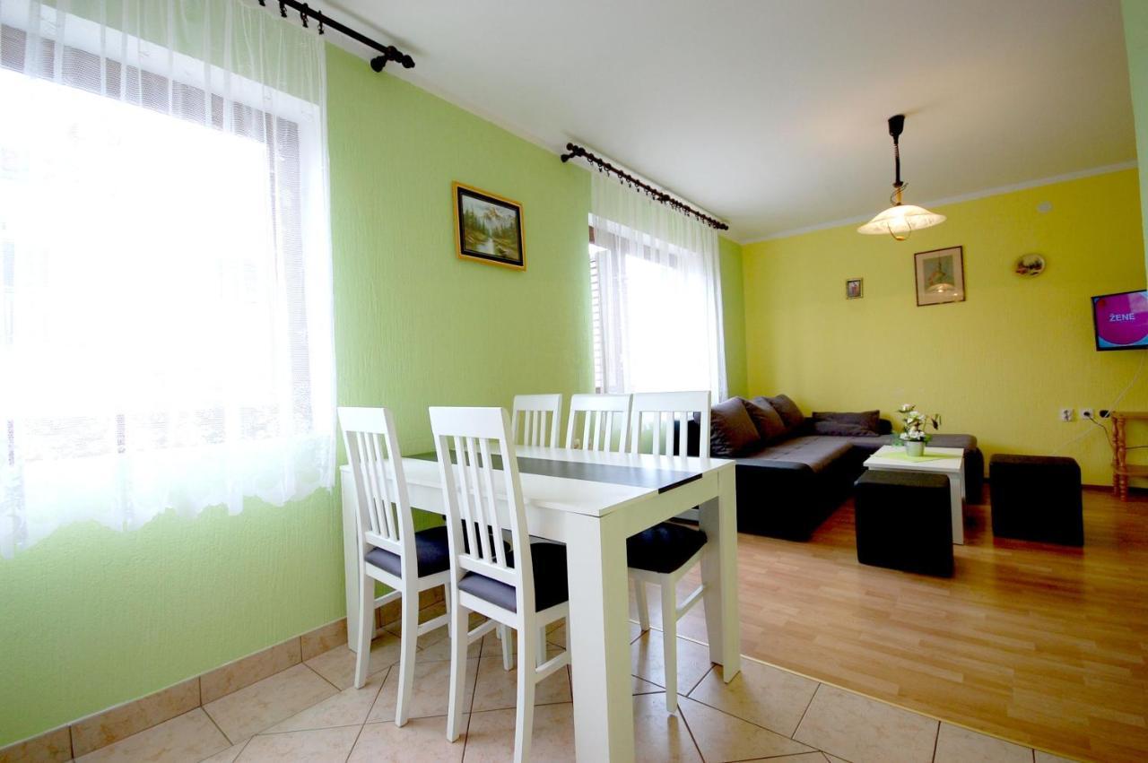 Apartment Ivan By El-Pi Tours Malinska Zewnętrze zdjęcie