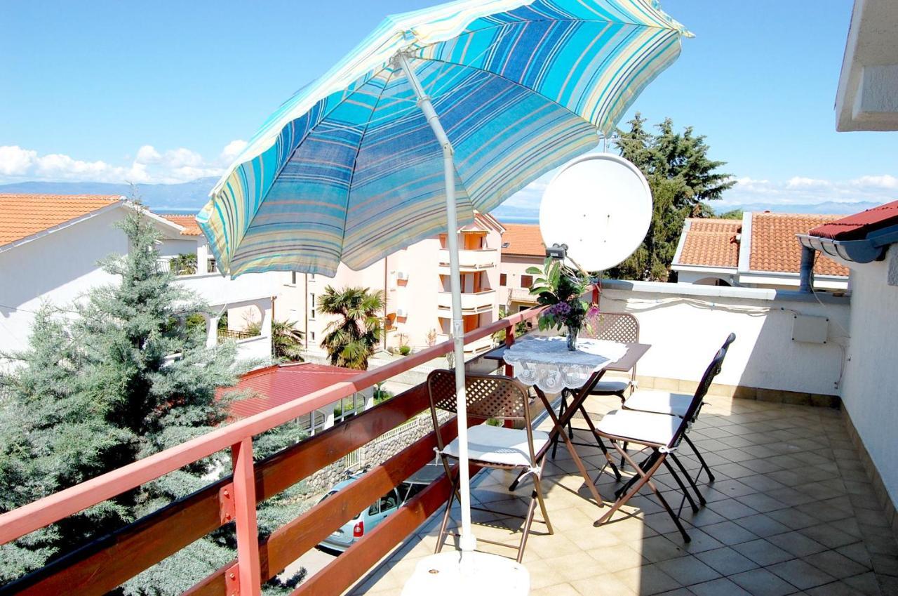 Apartment Ivan By El-Pi Tours Malinska Zewnętrze zdjęcie