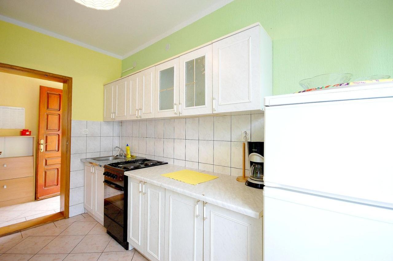 Apartment Ivan By El-Pi Tours Malinska Zewnętrze zdjęcie